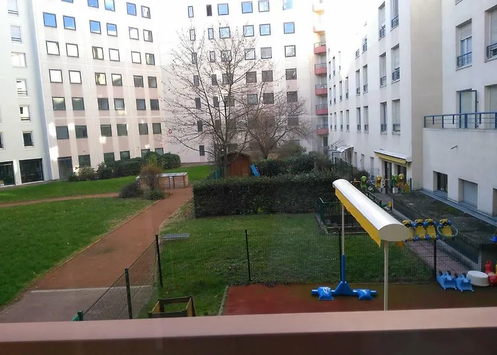 Bel Et Spacieux De 84 M² Avec Parking Tres Proche Du Metro Garibaldi